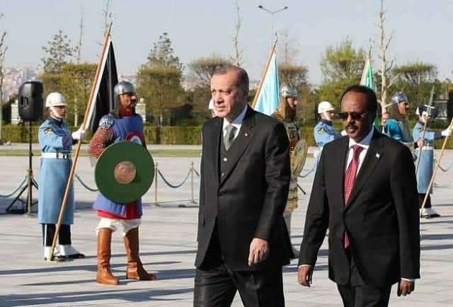 Madaxweyne-Erdogan-oo-Maanta-si-Diiran-u-soo-Dhaweeyay-Madaxweyne-Farmaajo-5