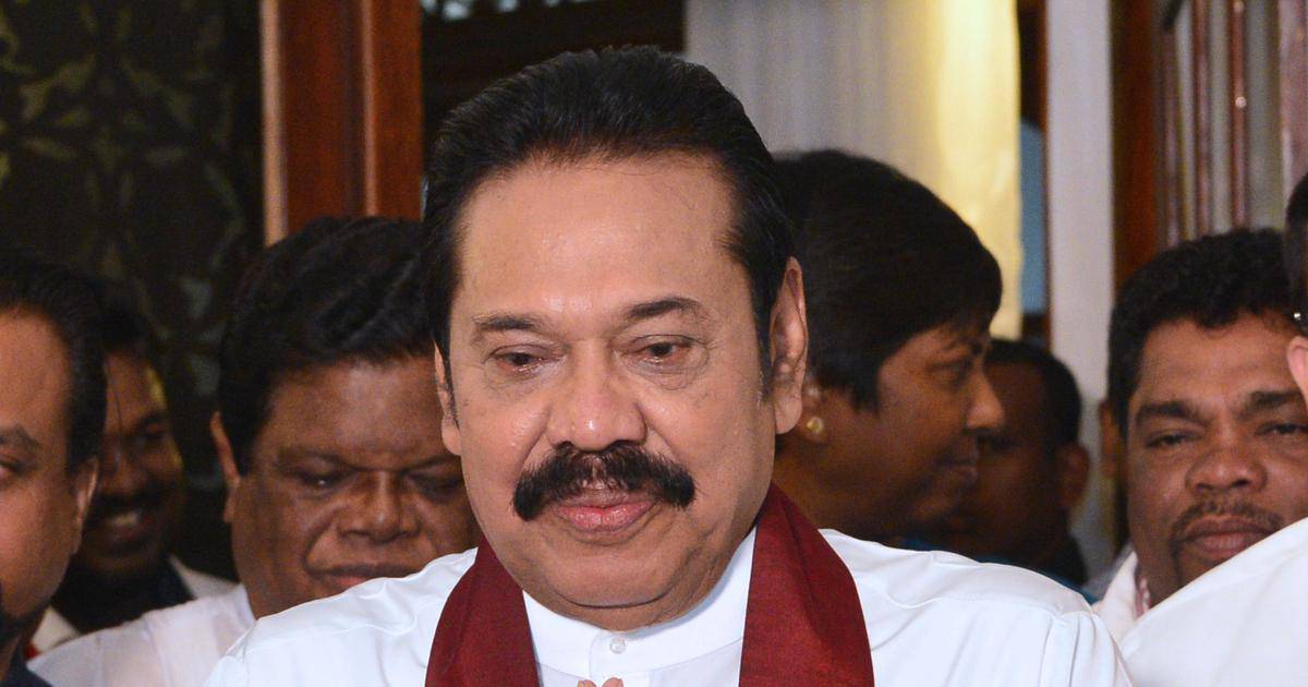 Sri Lanka: R/wasaare Mahinda Rajapaksa oo is-casilay Sri Lanka: R/wasaare Mahinda Rajapaksa oo is-casilay