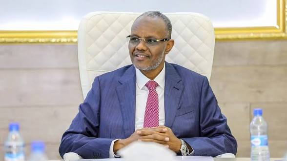 Laftagareen oo beeniyay xiriir uu la leeyahay Al-Shabaab