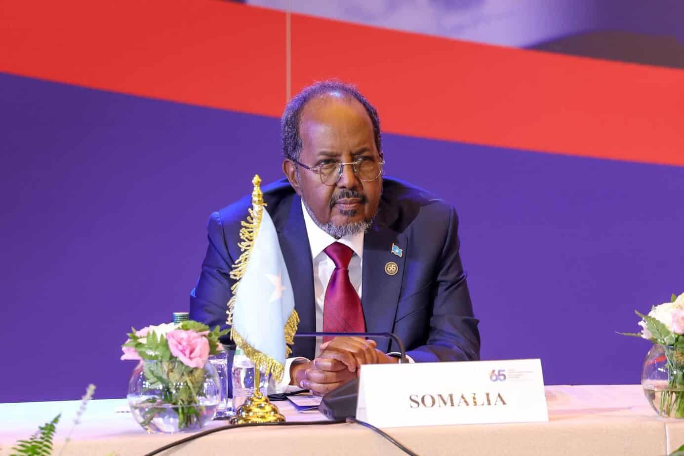 Madaxweyne Xasan Sh. oo khudbad ka jeediyay shirka Dalalka aan Isbaheysiga aheyn Madaxweyne Xasan Sh. oo khudbad ka jeediyay shirka Dalalka aan Isbaheysiga aheyn