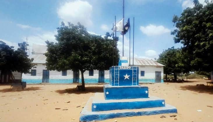 Al-Shabaab oo dad ku laayay Hiiraan iyo dagaal ka socda Tardo. Al-Shabaab oo dad ku laayay Hiiraan iyo dagaal ka socda Tardo.